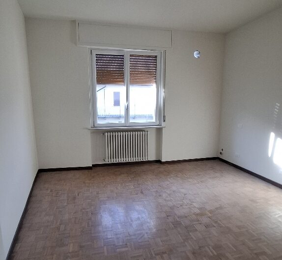 San Martino in Strada, centro paese, 3 locali con box